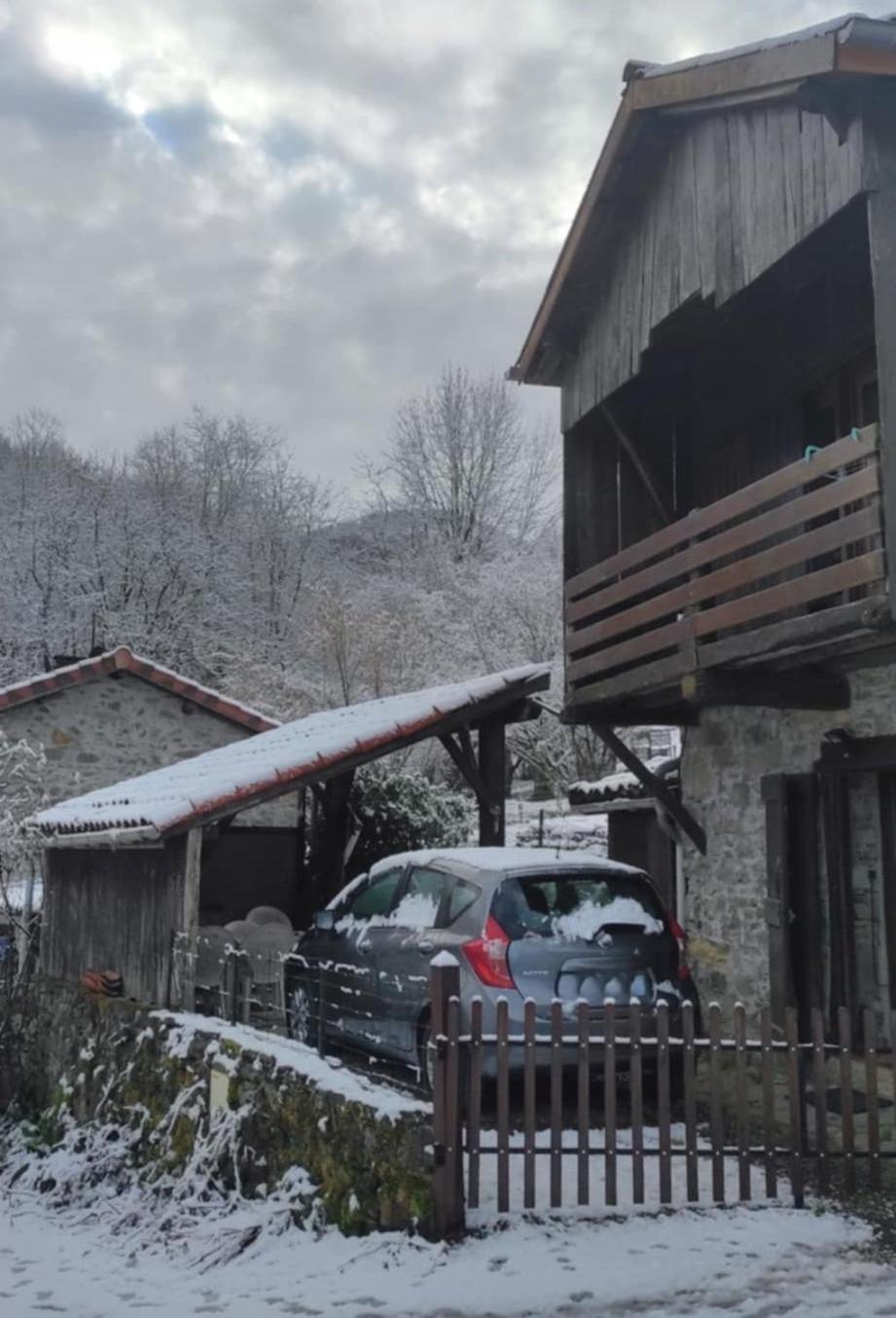 Le Gite Des Trois Ruisseaux Fougaron Exteriör bild